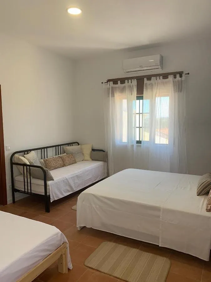 Casa Mineira Guest House Ferreiras